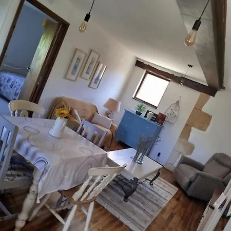 Gite Le Petit Moineau Apartment Corgnac-sur-l'Isle